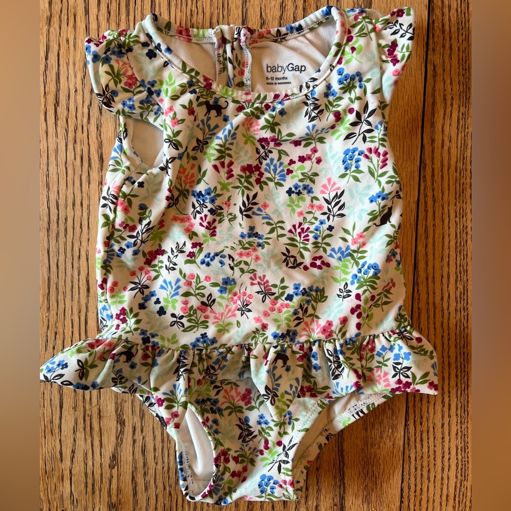 GAP Floral Ruffled Swimsuit